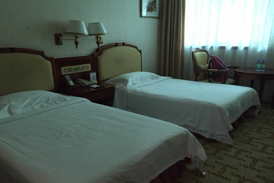 Phoenix Hotel Nanning Exterior foto